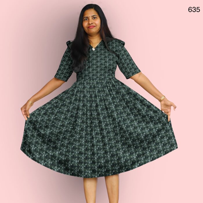 COUPLE - 635 - Image 3