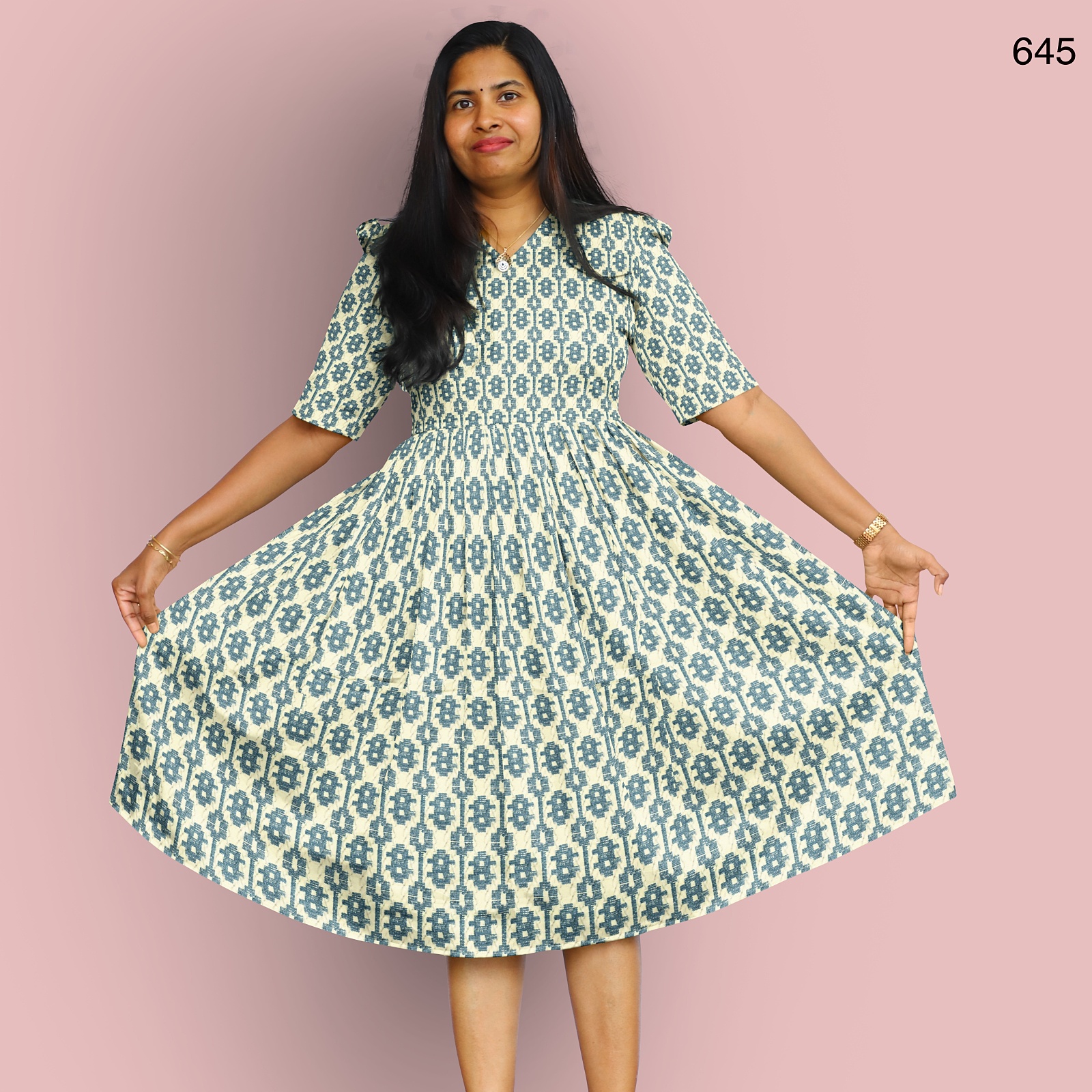 645__blomma_set004_casualwear_front_singleslot__2025-12-2-16-53-38__4096X4096 MAXI & FEEDING MAXI - 645 - Image 1