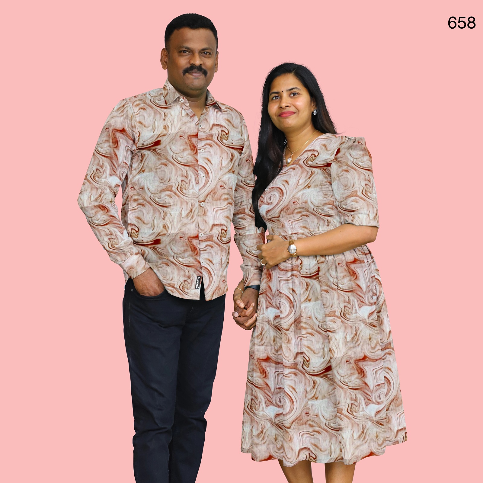 658__blomma_testing__2025-12-2-16-0-8__4096X4096 COUPLE - 658 - Image 1