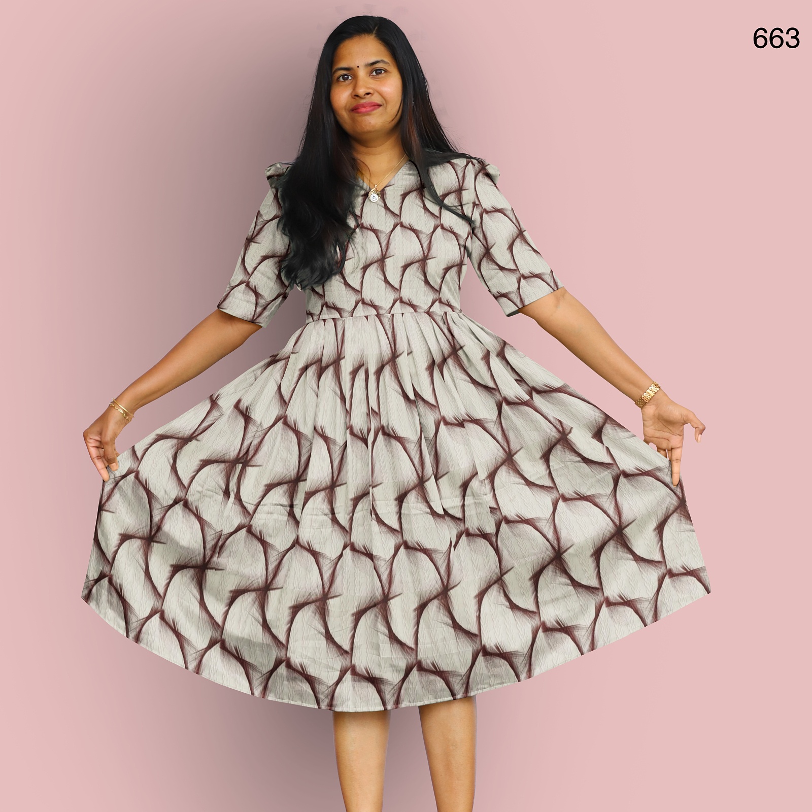 663__blomma_set004_casualwear_front_singleslot__2025-12-2-16-51-44__4096X4096 MAXI & FEEDING MAXI - 663 - Image 1