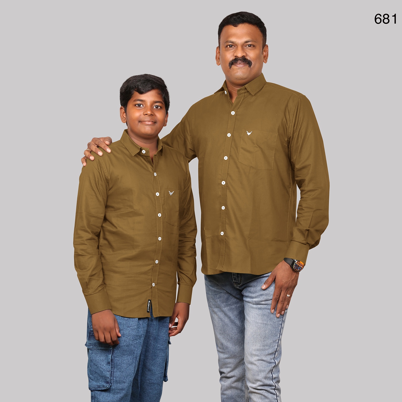 681__blomma_set003_casualwear_DS_closeup__2025-12-8-17-47-28__4096X4096 Dual Combo - 681 - Image 1